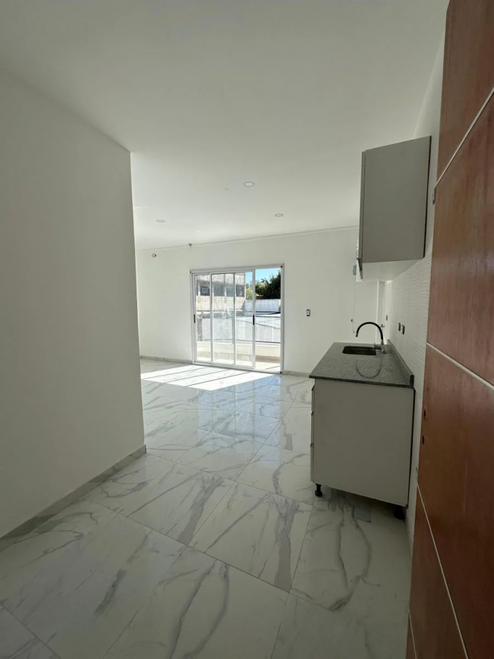 UF 11 - DEPTO 2 AMB PRIMER PISO - PARQUE AVELLANEDA - EN VENTA