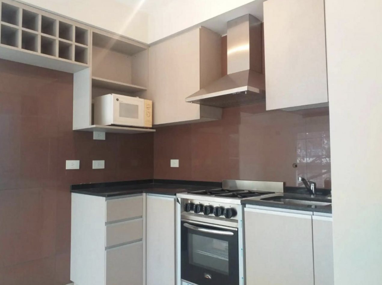 Departamento 3 Ambientes con Balcon y Cochera - Listo para Credito y Para Entrar a Vivir