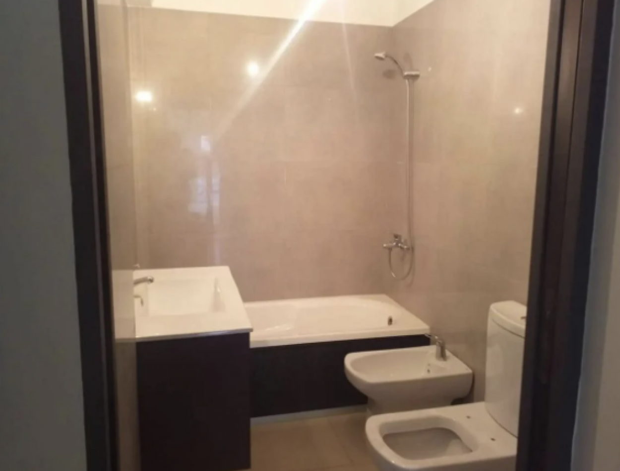 Departamento 3 Ambientes con Balcon y Cochera - Listo para Credito y Para Entrar a Vivir