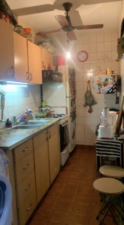 Departamento 2 Ambientes en Primer Piso - Excelente Ubicacion en Avellaneda