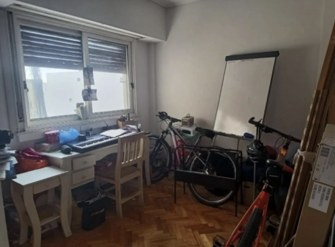 Departamento 3 Ambientes con Balcon Corrido y Vista Abierta - Excelente Ubicacion en Floresta, CABA