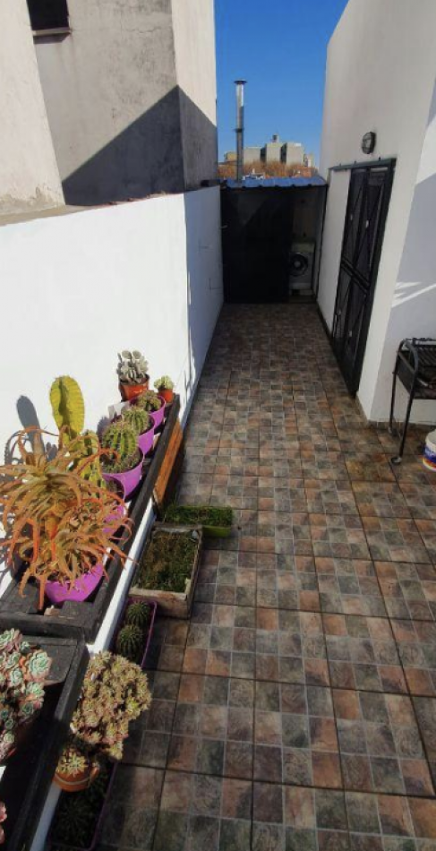 PH en Venta de 2 Dormitorios - Excelente Ubicacion en Parque Avellaneda