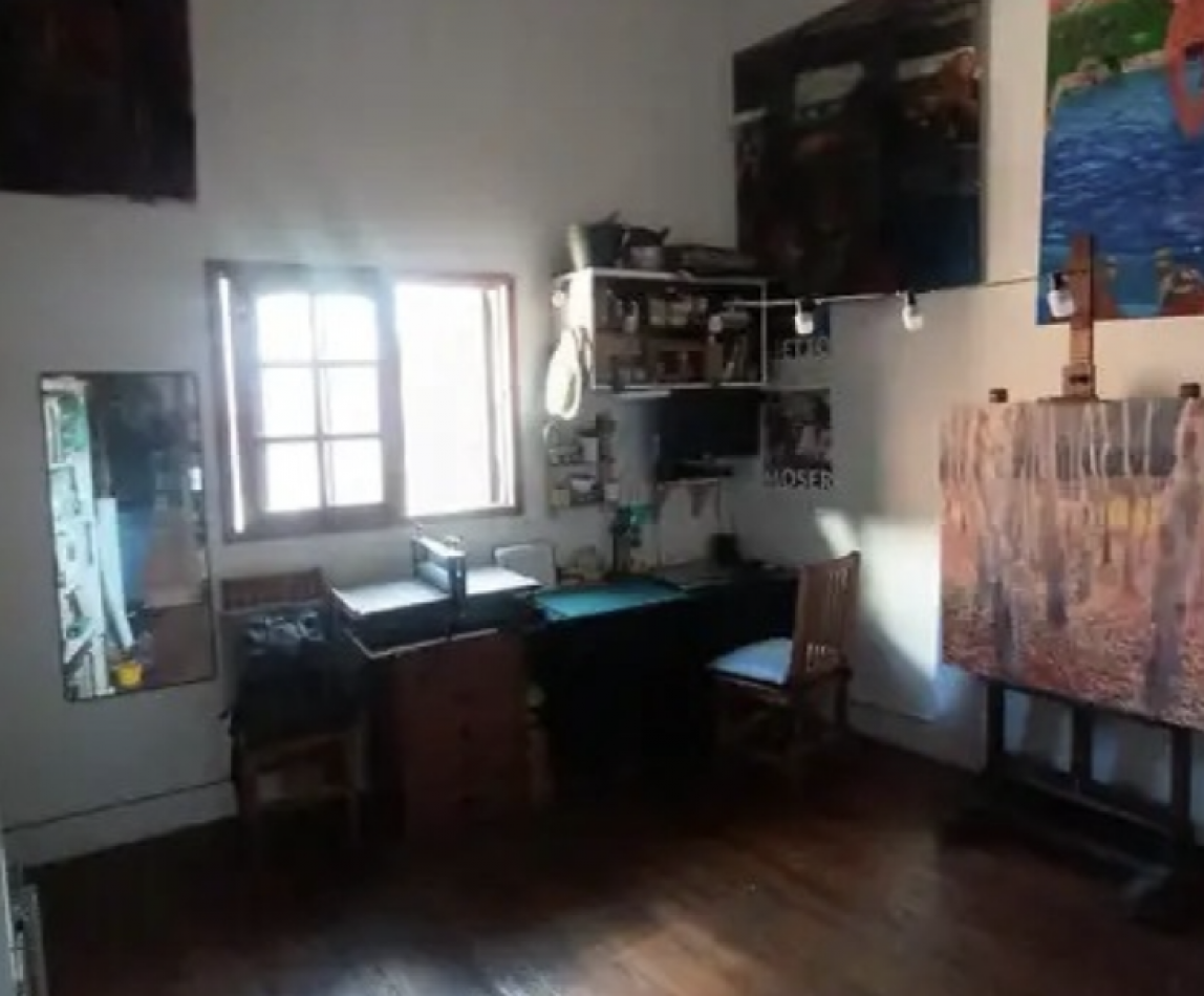 Departamento 1° Piso por Escalera con Gran Conectividad - Ubicacion Estrategica en Balvanera