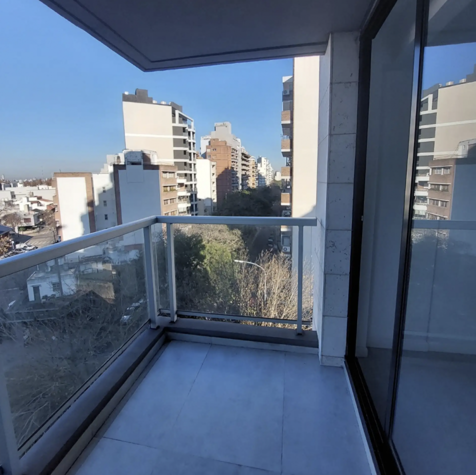 Semipiso de 3 Ambientes al Frente con Patio y Parrilla - A Estrenar - Gran Categoria en Villa Luro