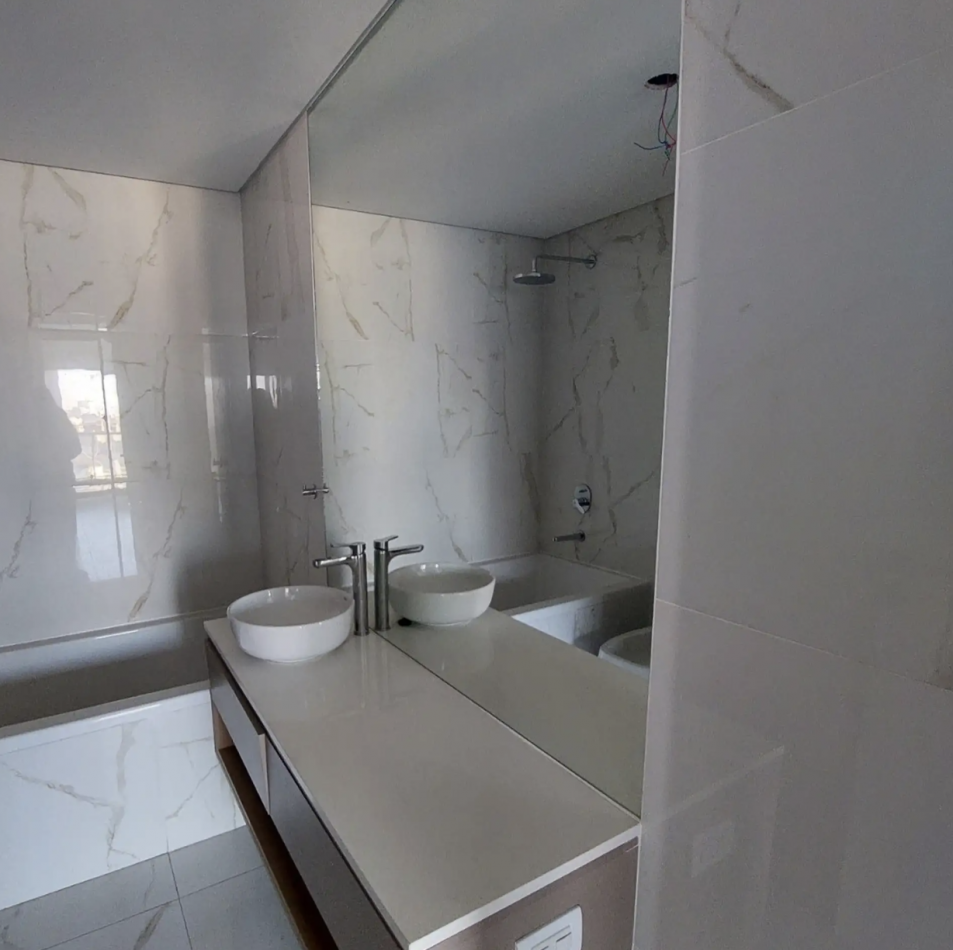 Semipiso de 3 Ambientes al Frente con Patio y Parrilla - A Estrenar - Gran Categoria en Villa Luro
