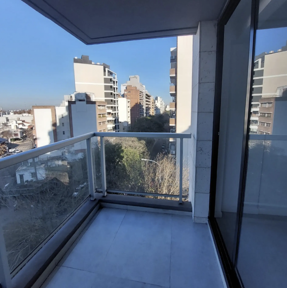 Departamento de 2 Ambientes a Estrenar - Semipiso de Alta Gama al Frente en Villa Luro