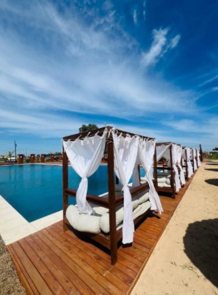 LOTE CON PLANOS APROBADOS - EN VENTA