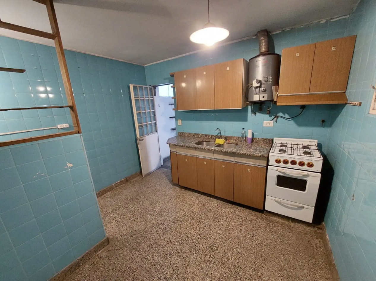 VENTA PH 3 AMB COCHERA Y BALCON