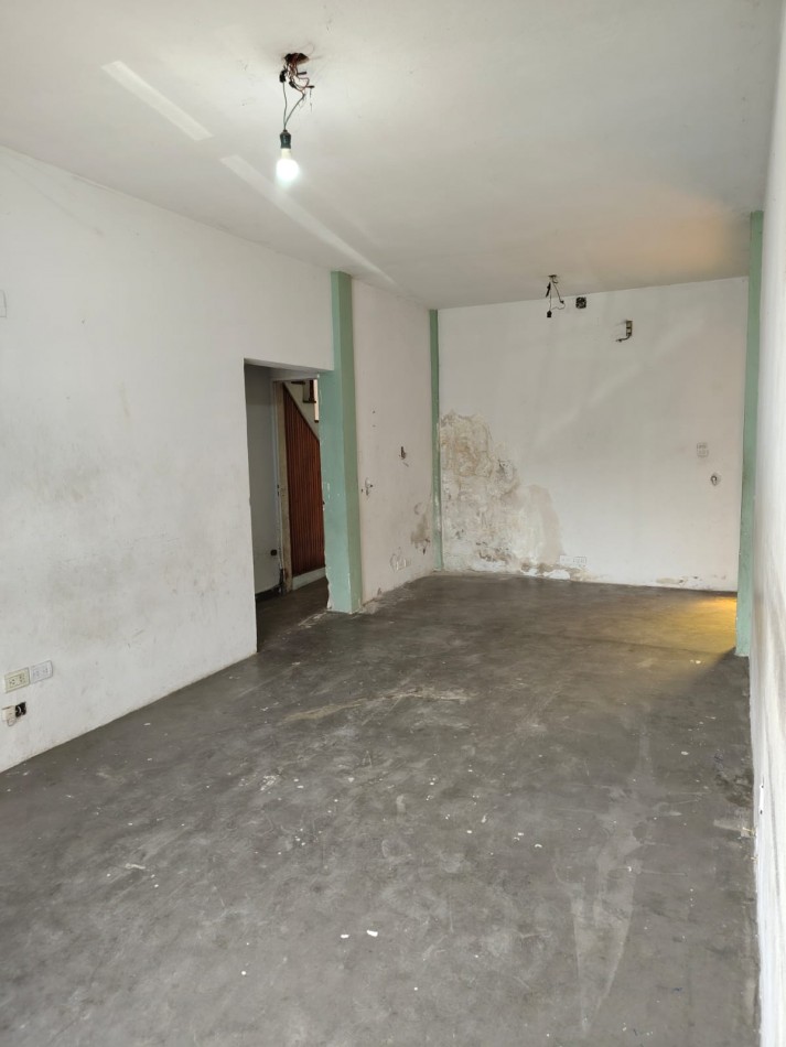 VENTA PH CIUDADELA A REFACCIONAR