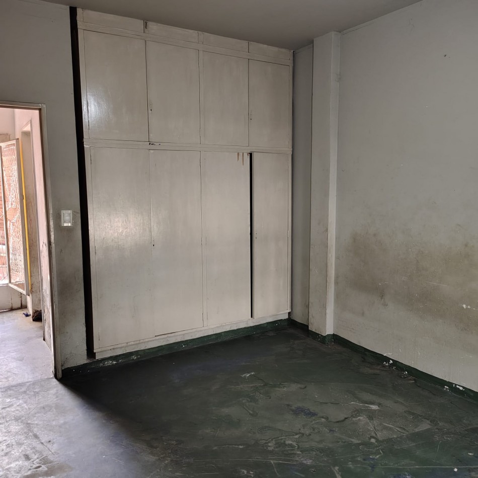 VENTA PH CIUDADELA A REFACCIONAR