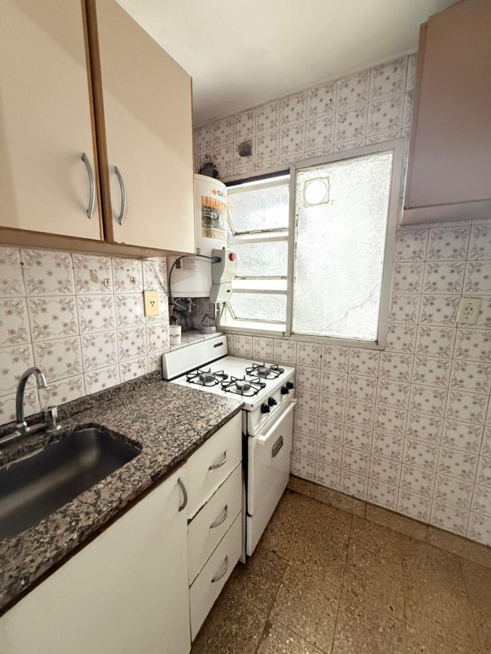 MONOAMBIENTE CON COCINA SEPARADA EN VENTA - OPORTUNIDAD