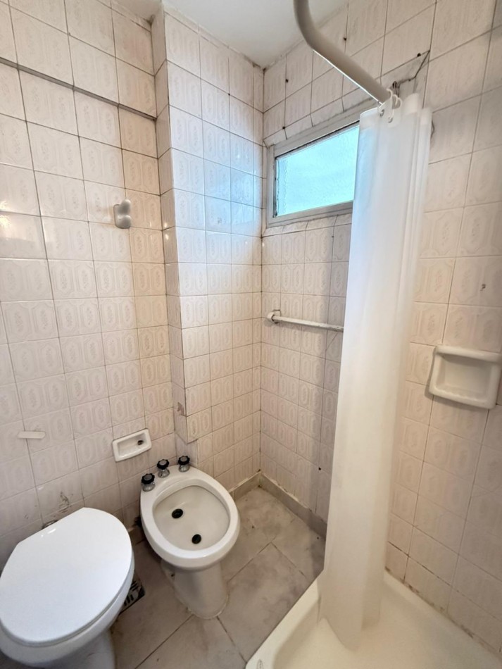MONOAMBIENTE CON COCINA SEPARADA EN VENTA - OPORTUNIDAD