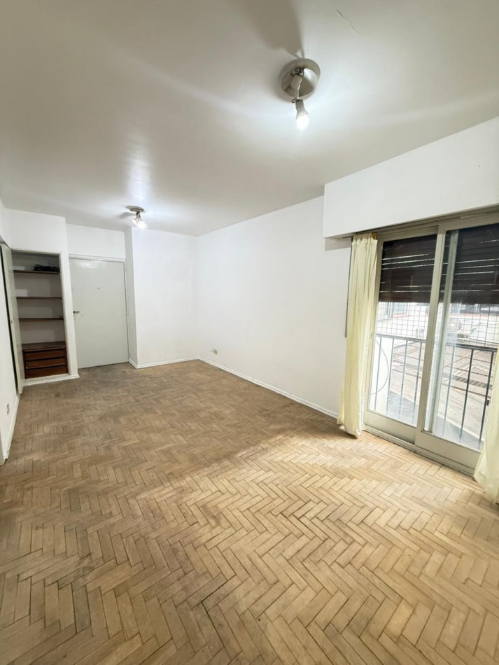MONOAMBIENTE CON COCINA SEPARADA EN VENTA - OPORTUNIDAD