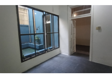 PH de 5 Ambientes con Patio y Amplios Espacios - Excelente Ubicacion en San Cristobal